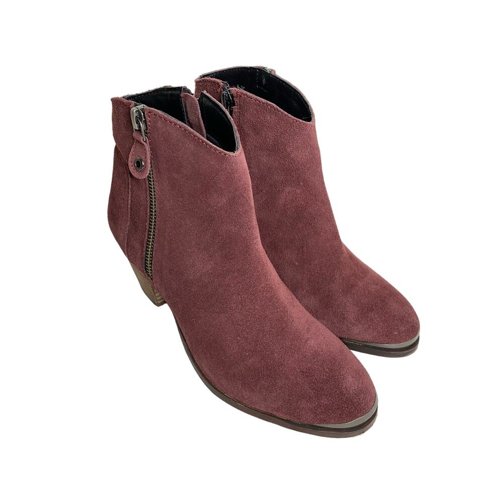Diba True Swing Low Womens Suede Zipper Ankle
& Booties Boots